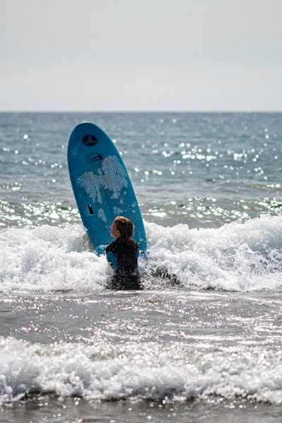 Surf lesson in Taghazout - Expert coaching on stunning waves